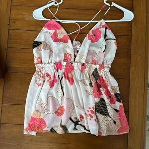 Women’s Express top - size medium; NWT